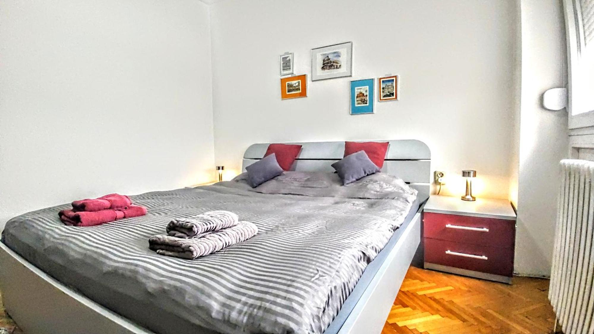 Apartment Maya'S Place Skopje Bagian luar foto
