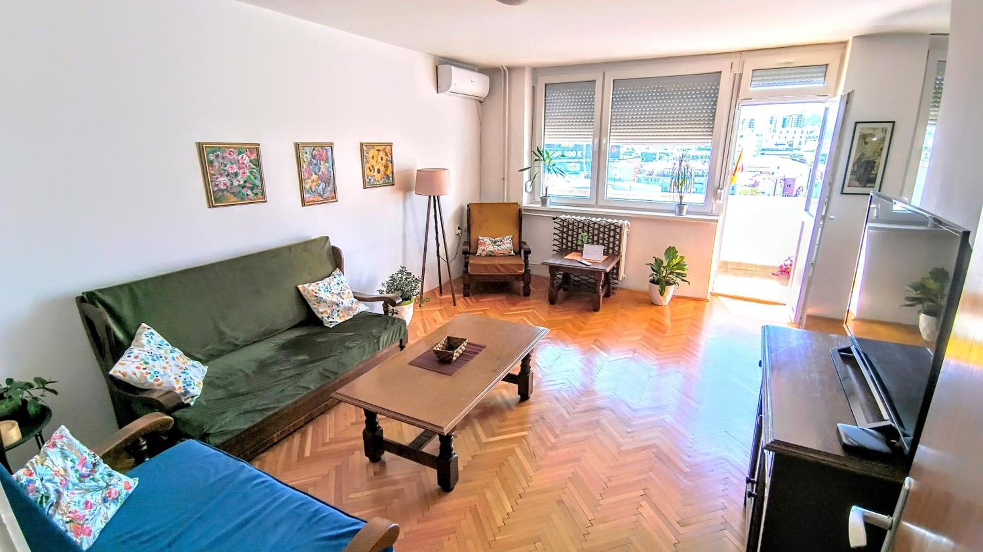 Apartment Maya'S Place Skopje Bagian luar foto